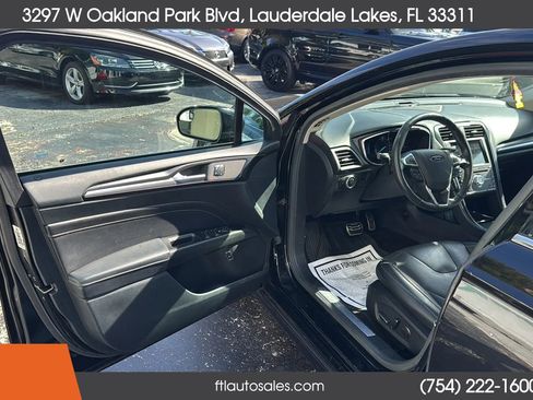 Used 2017 Ford Fusion Titanium image 13