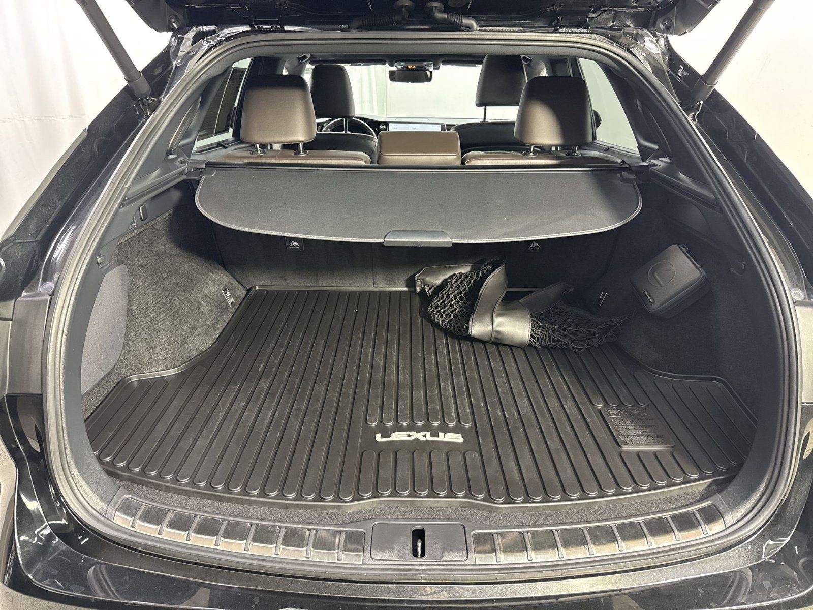 Used 2024 Lexus RX 350 AWD w/ Convenience Package image 38