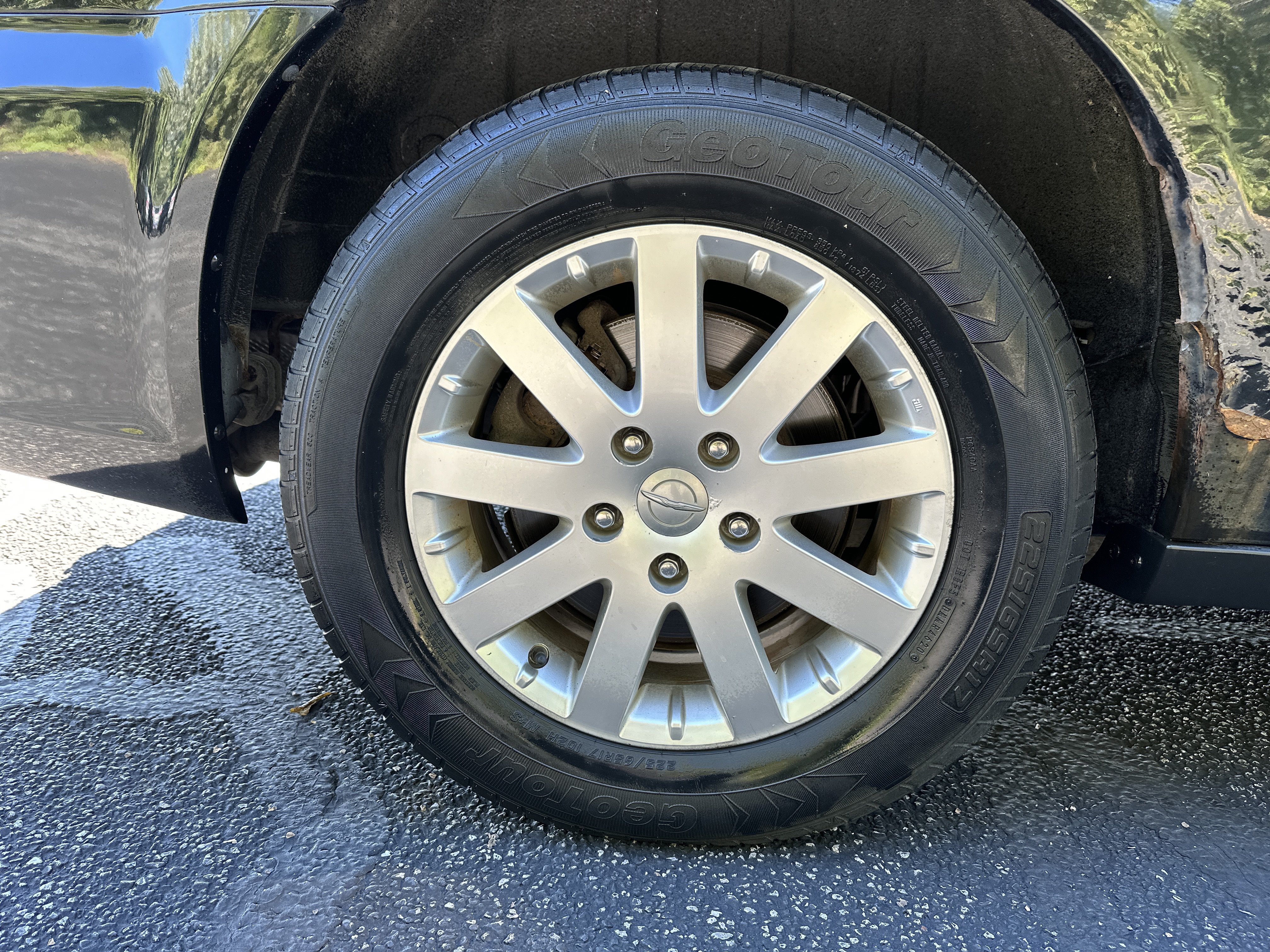 Used 2015 Chrysler Town & Country Touring w/ Driver Convenience Group FWD image 9
