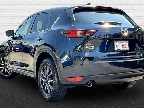 Used 2018 MAZDA CX-5 Touring w/ Preferred Equipment Package AWD/4WD image 4