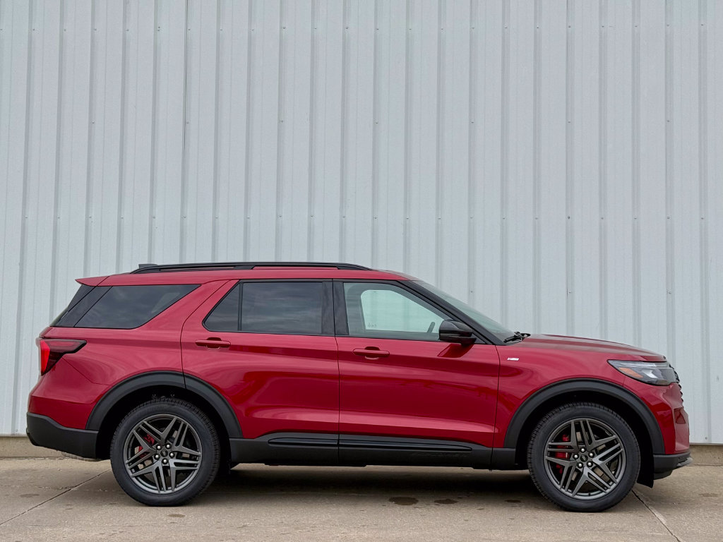 New 2027 Ford Explorer ST-Line w/ Premium Package AWD/4WD image 7