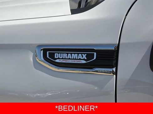 New 2026 GMC Sierra 1500 SLT w/ SLT Premium Package AWD/4WD image 9