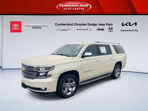 Used 2015 Chevrolet Suburban LTZ image 4