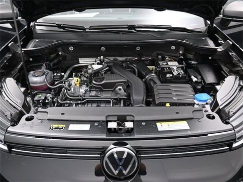New 2026 Volkswagen Taos S image 15