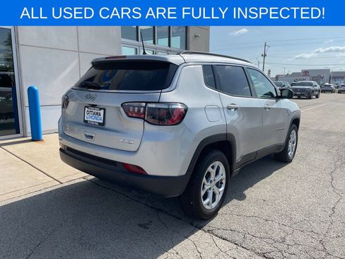 Used 2024 Jeep Compass Latitude AWD/4WD image 5