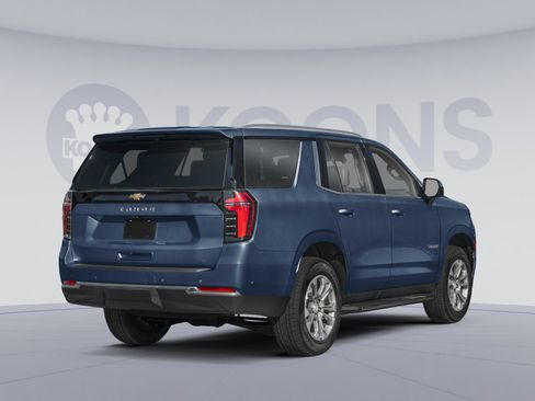 Used 2025 Chevrolet Tahoe LT AWD/4WD image 2
