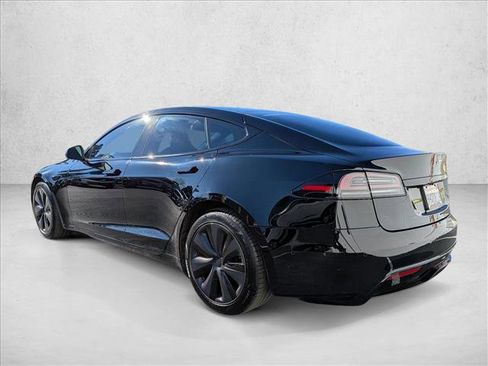 Used 2022 Tesla Model S image 8