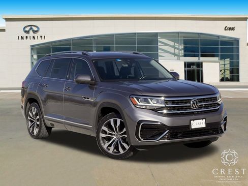 Used 2023 Volkswagen Atlas SEL Premium image 2