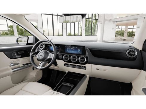 Used 2026 Mercedes-Benz GLA 250 image 5