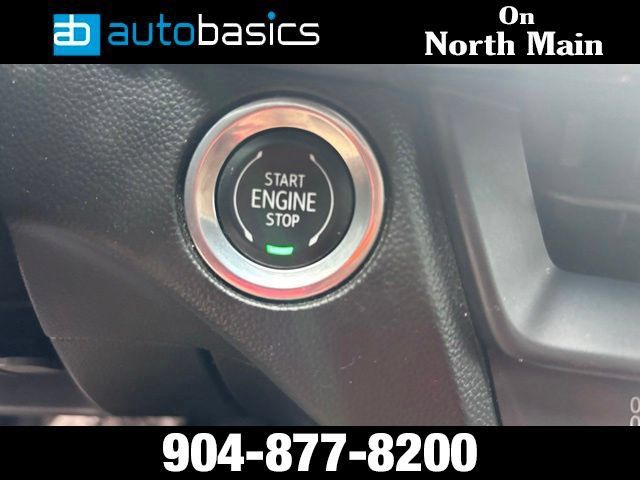 Used 2021 Cadillac CT4 Luxury RWD image 30