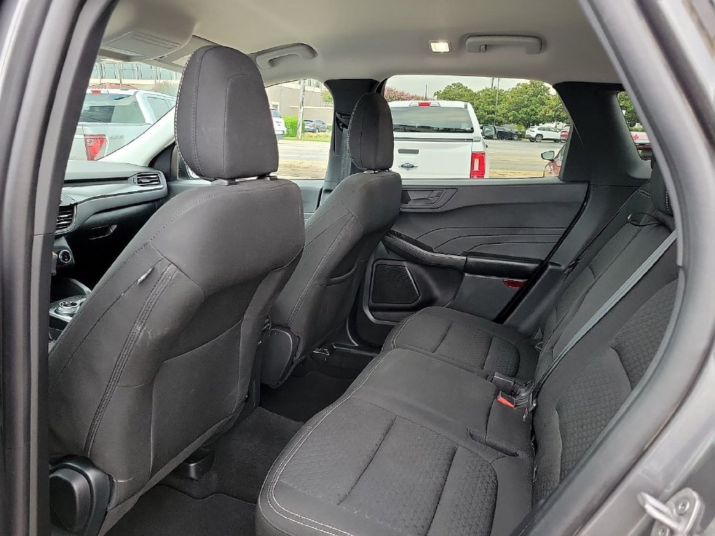 Used 2025 Ford Escape Active AWD/4WD image 10