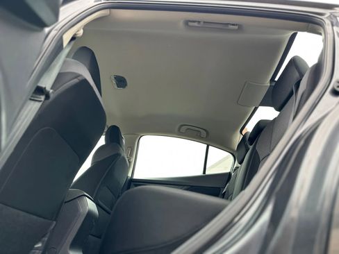 Used 2018 Subaru Impreza 2.0i image 32