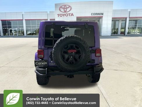 Used 2016 Jeep Wrangler Sahara image 7