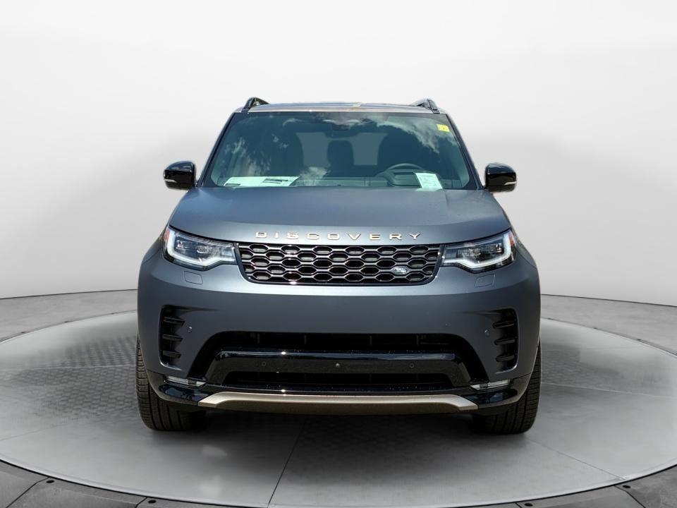New 2026 Land Rover Discovery Limited Edition AWD/4WD image 2