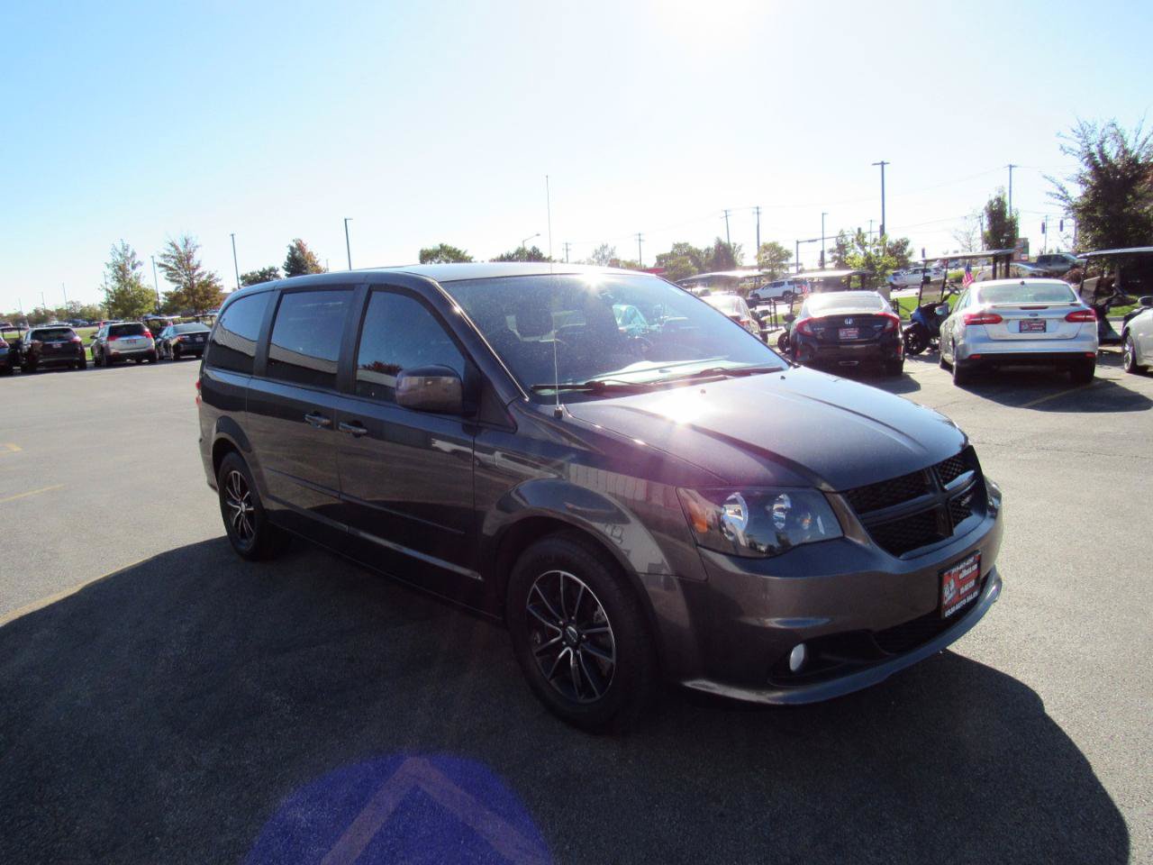 Used 2015 Dodge Grand Caravan SXT FWD image 8