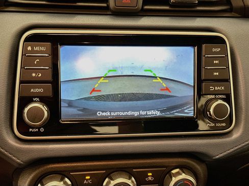 Used 2025 Nissan Versa SV FWD image 22