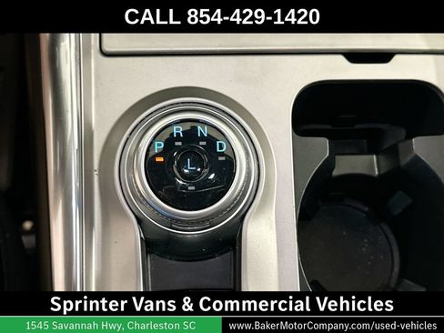 Used 2023 Ford Explorer Limited w/ Equipment Group 301A AWD/4WD image 18