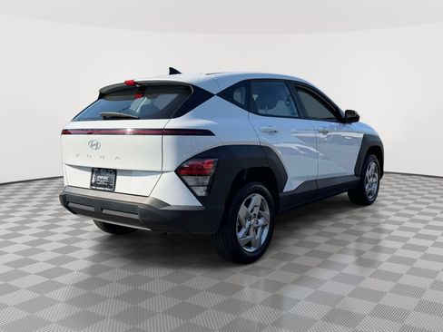 Used 2024 Hyundai Kona SE AWD/4WD image 9