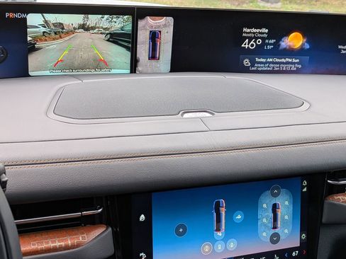 Certified 2025 Lincoln Navigator L Black Label image 27