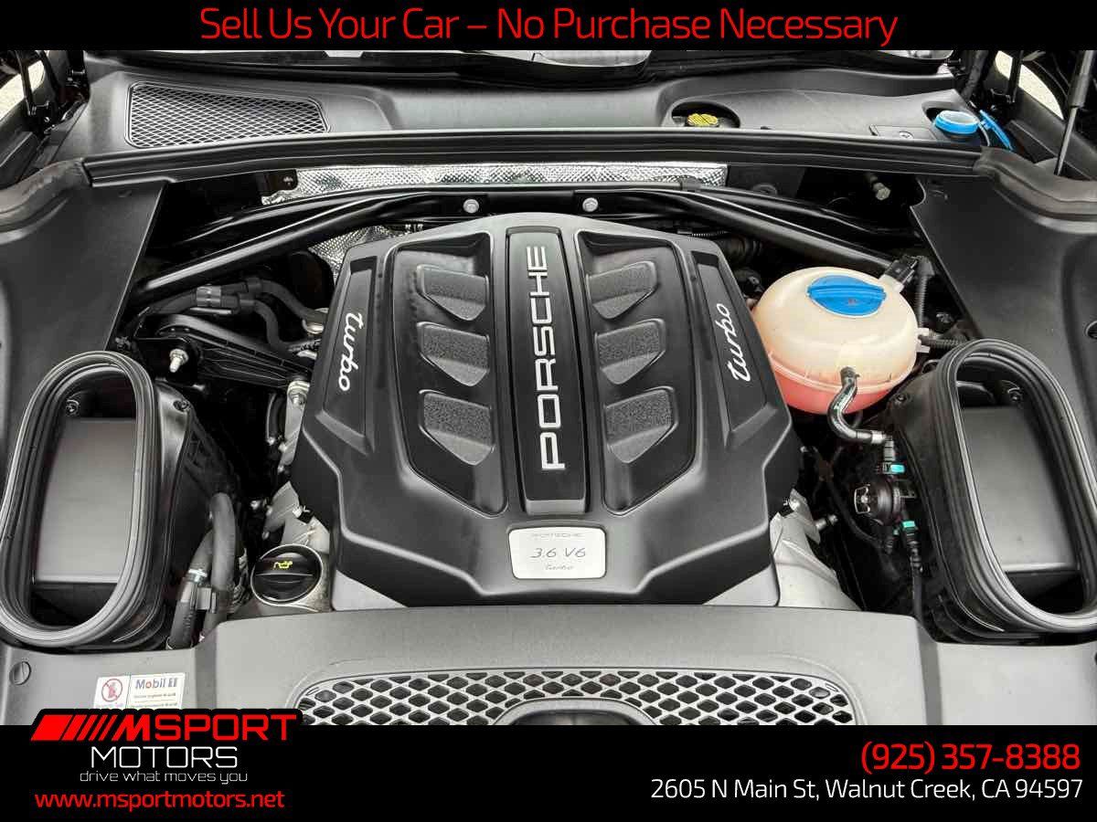 Used 2015 Porsche Macan Turbo AWD/4WD image 34