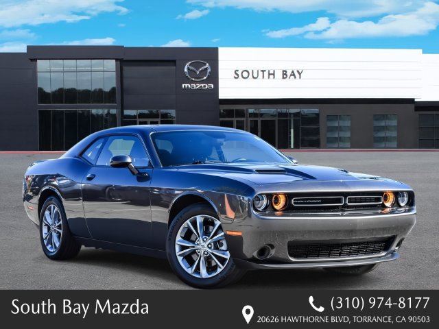 Used 2022 Dodge Challenger SXT w/ Cold Weather Group AWD/4WD image 1