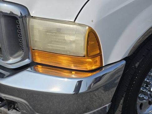 Used 2001 Ford F250 XLT RWD image 8