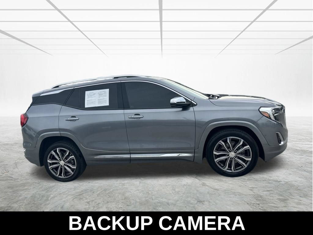 Used 2018 GMC Terrain Denali w/ Advanced Safety Package FWD image 4