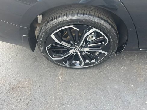 Used 2025 Nissan Altima 2.5 SR image 31