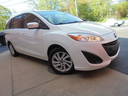 Used 2015 MAZDA MAZDA5 Sport FWD image 3