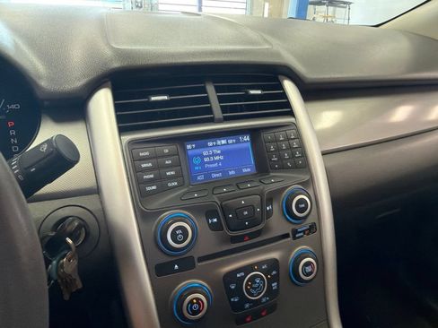 Used 2014 Ford Edge SEL w/ Equipment Group 204A FWD image 4