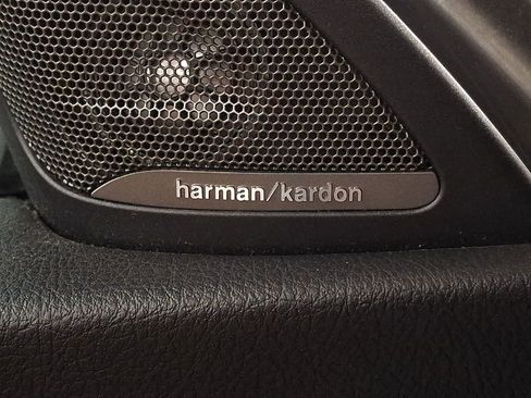 Used 2017 BMW M2 image 24