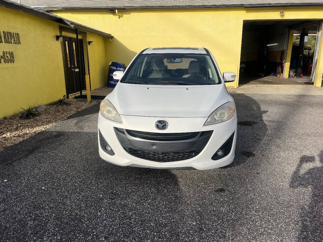 Used 2013 MAZDA MAZDA5 Grand Touring FWD image 8