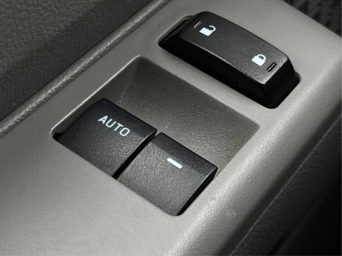 Used 2024 Ford E-350 and Econoline 350 Super Duty w/ Power Windows & Locks Group RWD image 39