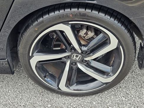 Used 2021 Honda Accord Sport image 10