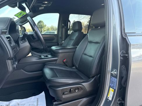 Used 2022 Chevrolet Tahoe Z71 image 11