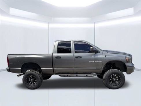 Used 2006 Dodge Ram 2500 Truck SLT AWD/4WD image 5