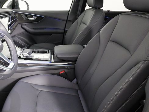 Used 2025 Audi Q7 3.0T Premium Plus w/ Premium Plus Package image 32