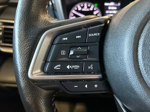 Used 2023 Subaru Outback Limited AWD/4WD image 16