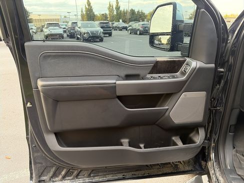 Used 2025 Ford F250 Lariat w/ Chrome Package AWD/4WD image 15