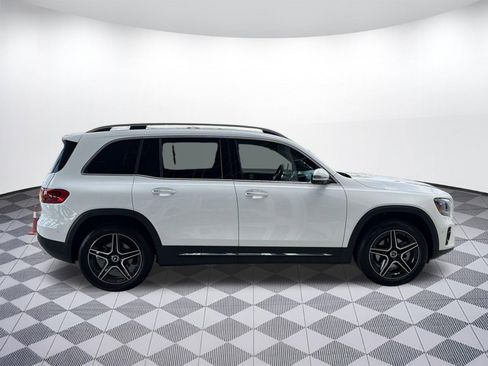 New 2026 Mercedes-Benz GLB 250 4MATIC image 8