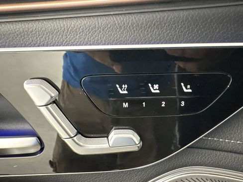 New 2026 Mercedes-Benz EQS 550 4MATIC SUV image 20