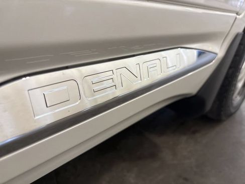 Used 2020 GMC Terrain Denali w/ Denali Premium Package AWD/4WD image 55