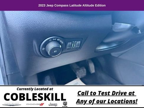 Used 2023 Jeep Compass Altitude image 19