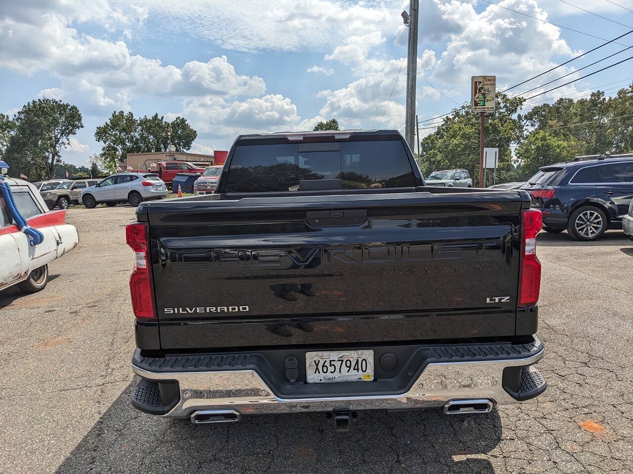 Used 2021 Chevrolet Silverado 1500 LTZ w/ LTZ Convenience Package II AWD/4WD image 5