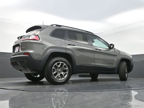 Used 2022 Jeep Cherokee Trailhawk image 29