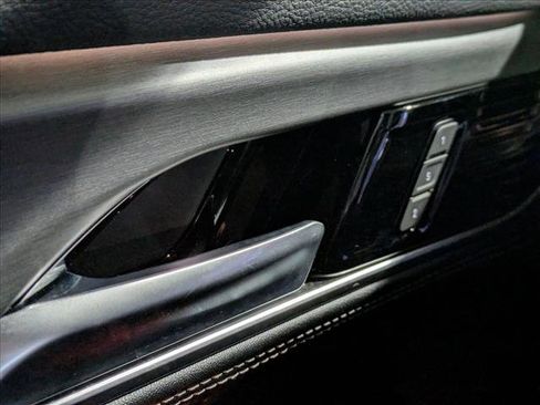 Used 2024 Jeep Wagoneer L Series II w/ Convenience Group I image 19