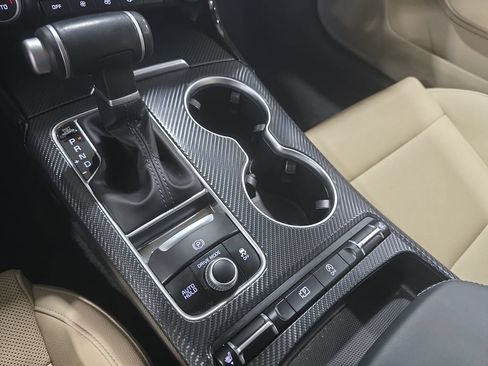 Used 2023 Kia Stinger GT-Line w/ Sun & Sound Package RWD image 18