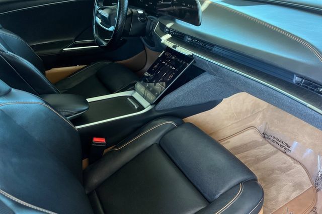 Used 2024 Lucid Air Touring AWD/4WD image 17