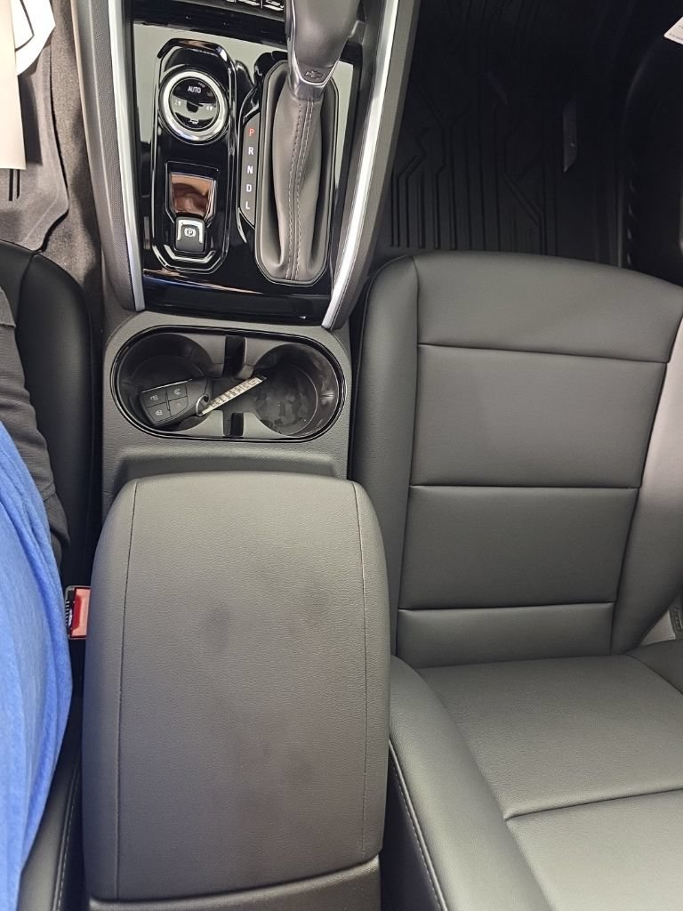 New 2026 Chevrolet Colorado LT w/ LT Convenience Package AWD/4WD image 19