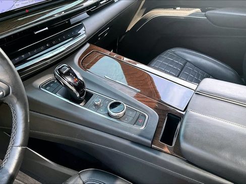 Used 2023 Cadillac Escalade ESV Sport Platinum w/ LPO, ONYX Package AWD/4WD image 14